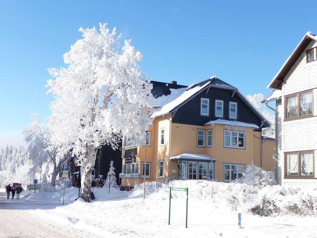 Cafe-Restaurant Pension Haus Flora 오버호프 외부 사진